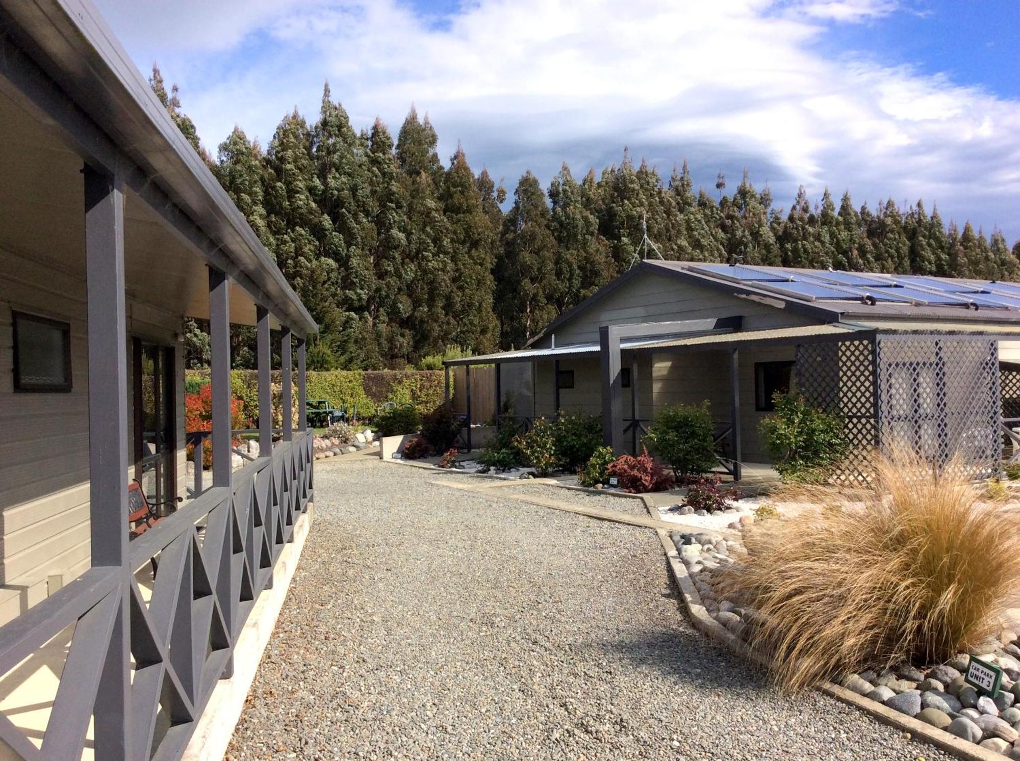 Fiordland Great Views Holiday Park Te Anau Bagian luar foto